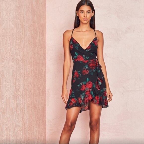 Lovers + Friends Gigi Wrap Dress in Rosebud Size Small - Picture 1 of 11